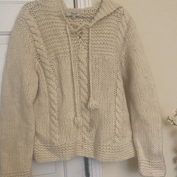 Madewll Cozy Cream Cable Knit Sweater - Picture 4 of 4